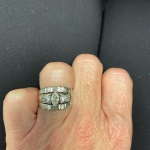 Diamond wedding ring set